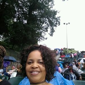 Meet your Posher, Deeneem